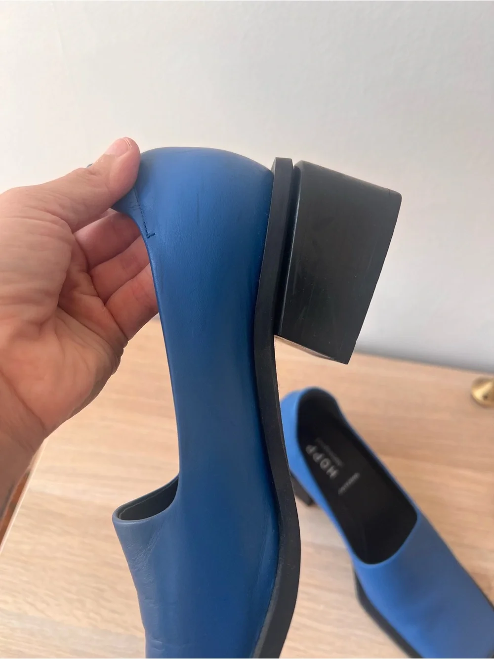 Hopp Studios Blue Square-Toe Leather Pumps